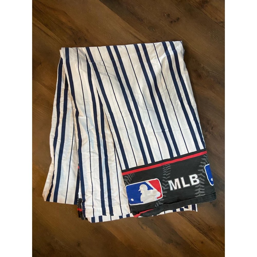 Vintage MLB New York Yankees flat twin sheet